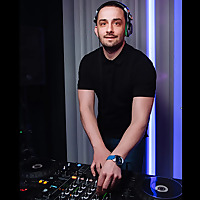 HOUSEMUSIC by Sam Martin