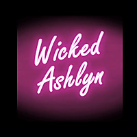 Wicked Ashlyn : Queen of Fetish