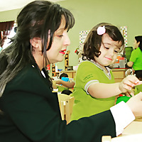 The Montessori.com (for parents and teachers)